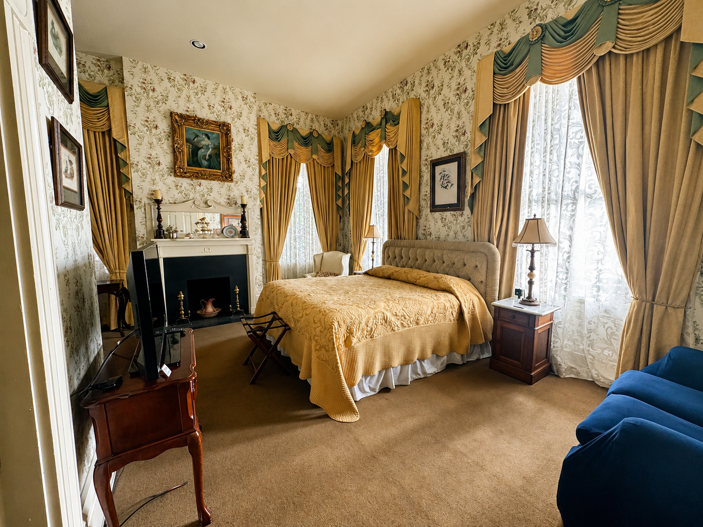Interior of The Ullman Suite